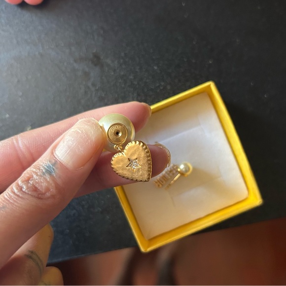 Christian Dior Jadior tribales pearl earrings - Picture 3 of 3